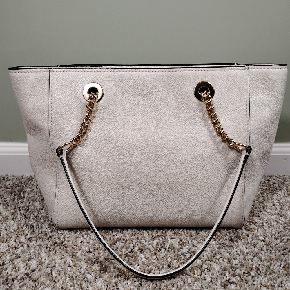 Authentic Coach 57107 Turnlock Chain Tote Chalk Pebbled Leather Shoulder Bag - Picture 3 of 16